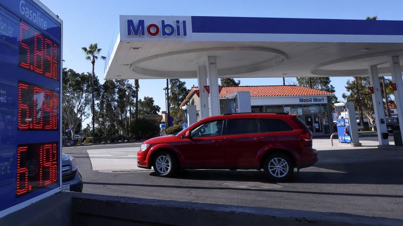 Цены на бензин в США побили рекорд