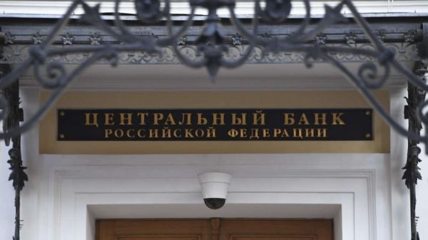 <br />
                    Санкции помогли рублю стать самой эффективной валютой<br />
                