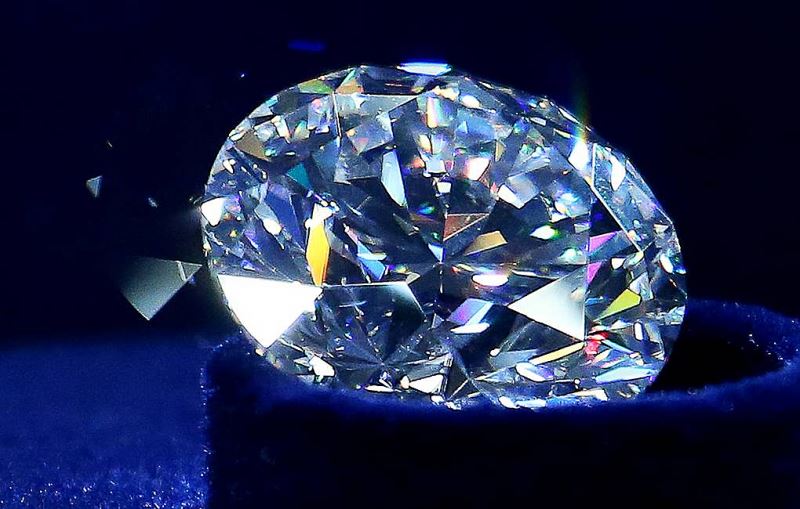 Крупнейшая в мире площадка запретила торговлю бриллиантами из России