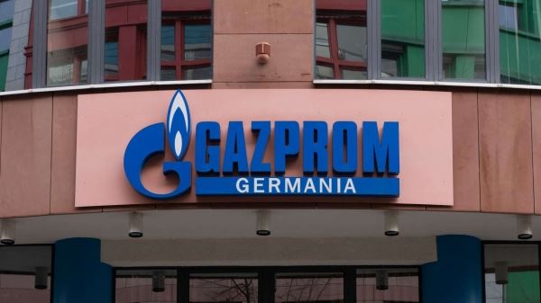 <br />
                    Reuters: немцы начали заполнять европейские хранилища «Газпрома»<br />
                